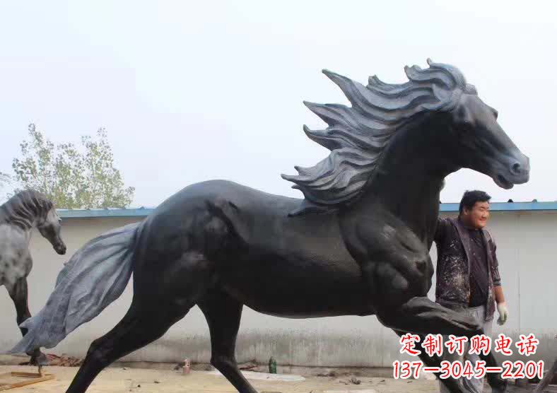 宁夏“马赛克”——极致精准的马雕塑