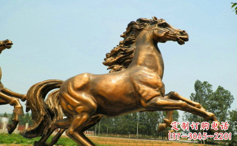 宁夏奔腾的马公园玻璃钢仿铜动物雕塑