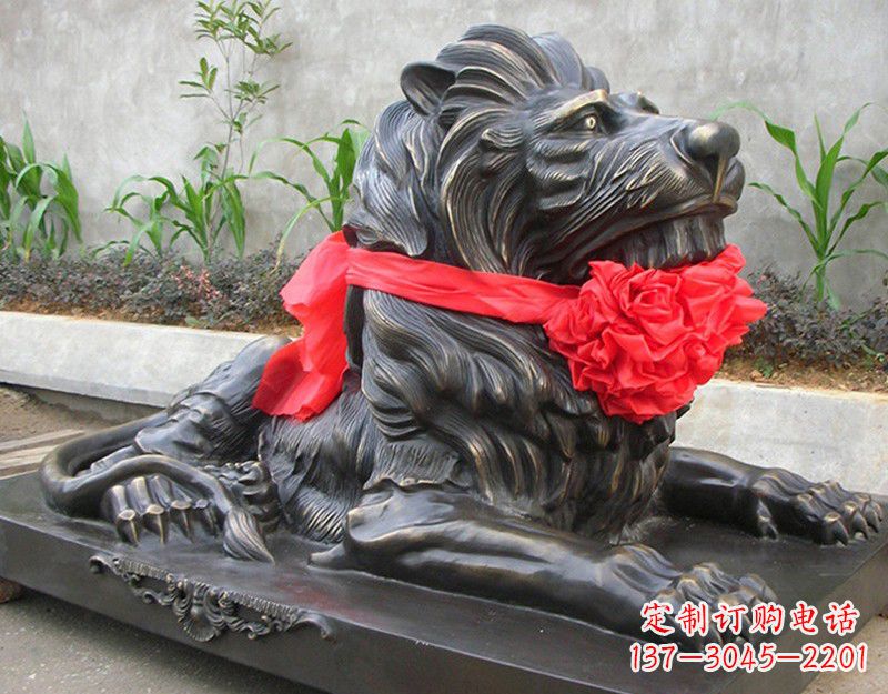 宁夏宾馆门口的铜狮子