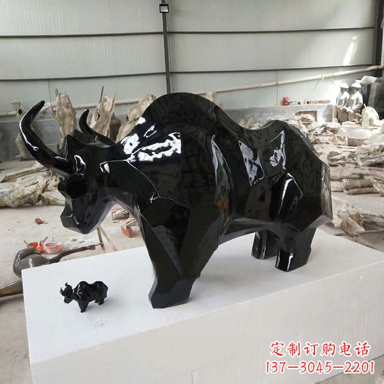 宁夏玻璃钢动物雕塑——展现自然之美