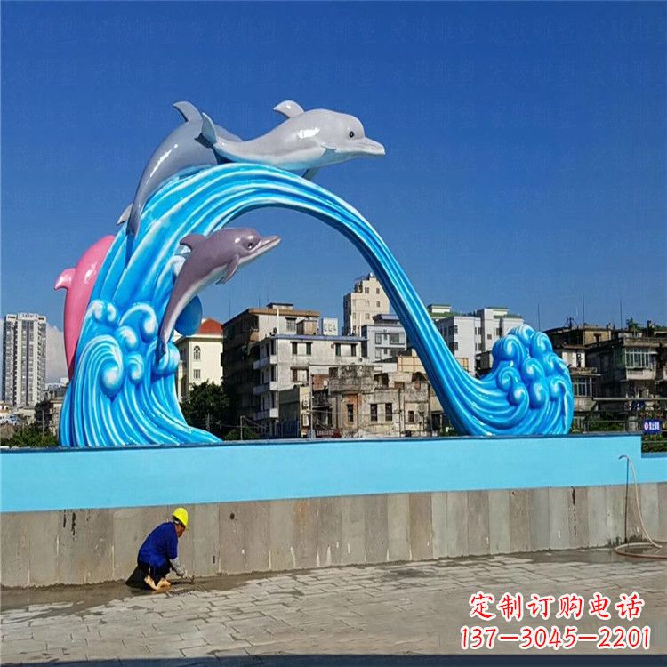 宁夏玻璃钢大型海豚雕塑游泳馆游乐场的精彩缤纷