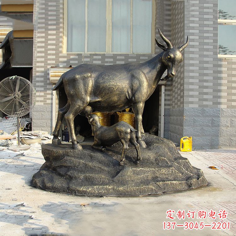 宁夏玻璃钢仿铜动物雕塑