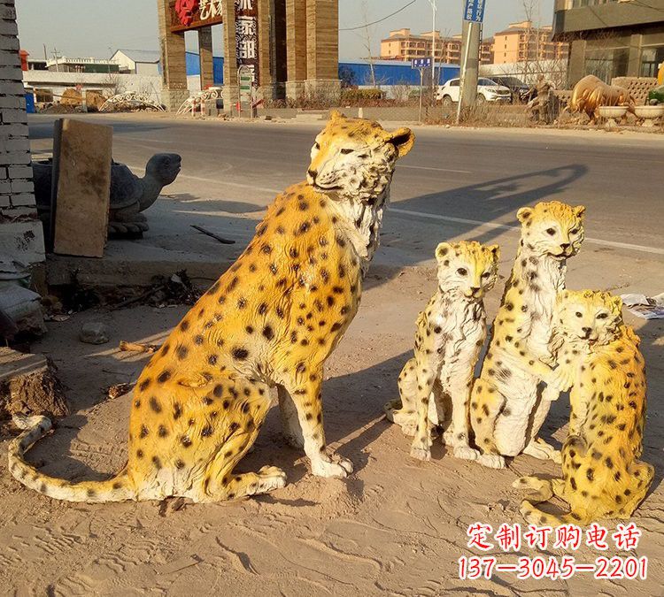 宁夏玻璃钢雕塑精美的豹子雕塑