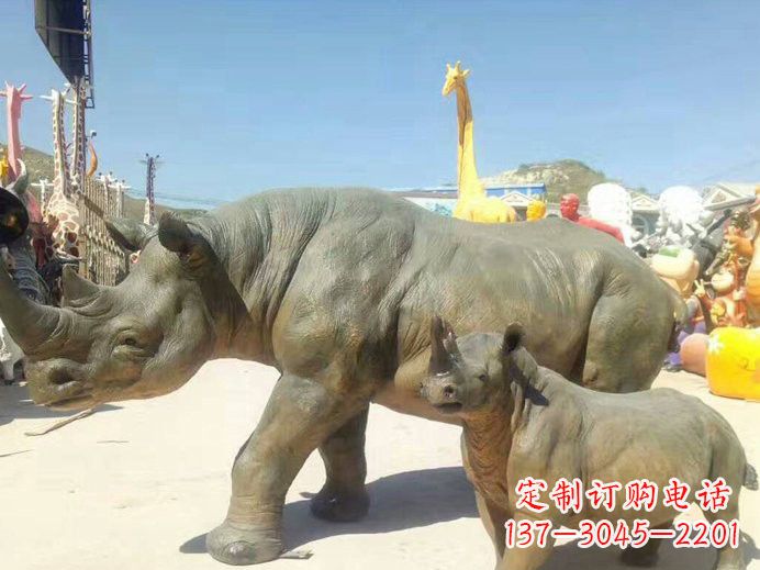 宁夏玻璃钢制犀牛雕塑——精美外形、质感出众