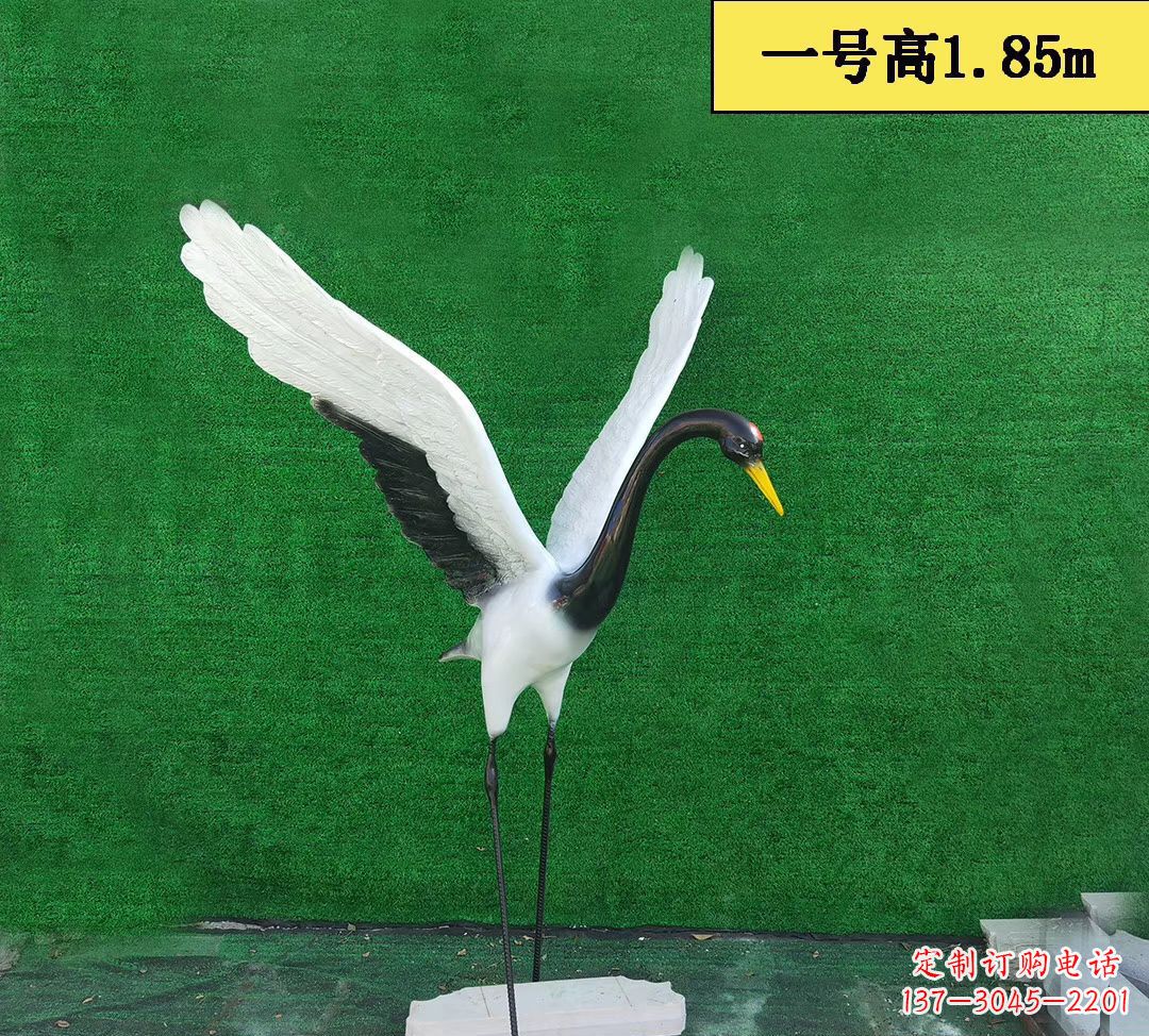 宁夏仙鹤雕塑玻璃钢仿真景观动物雕塑
