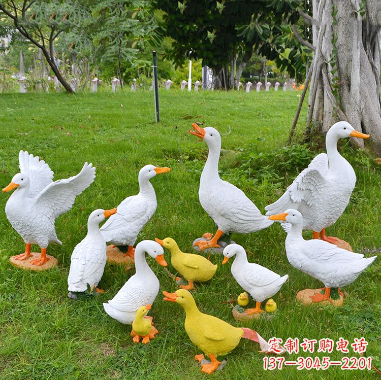 宁夏玻璃钢仿真动物雕塑——漫步田园风情