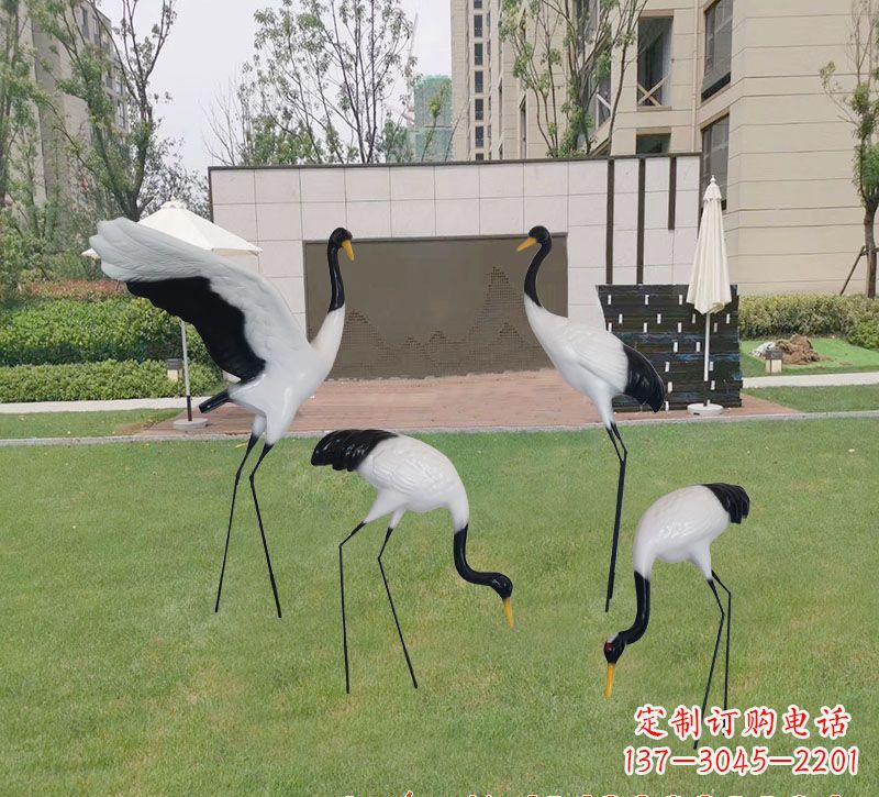 宁夏精美玻璃钢仙鹤雕塑