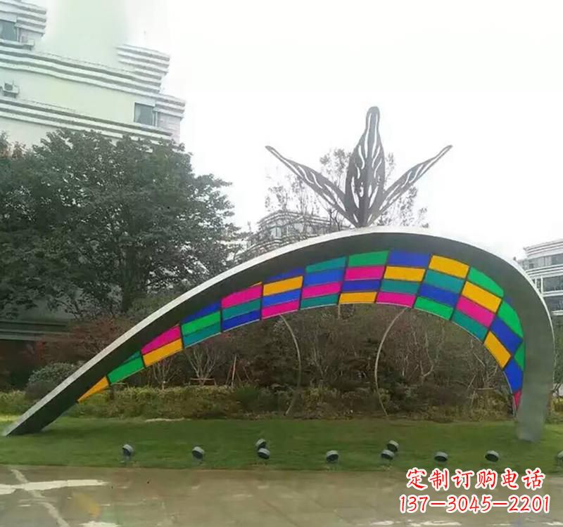 宁夏不锈钢彩色拼接拱门雕塑