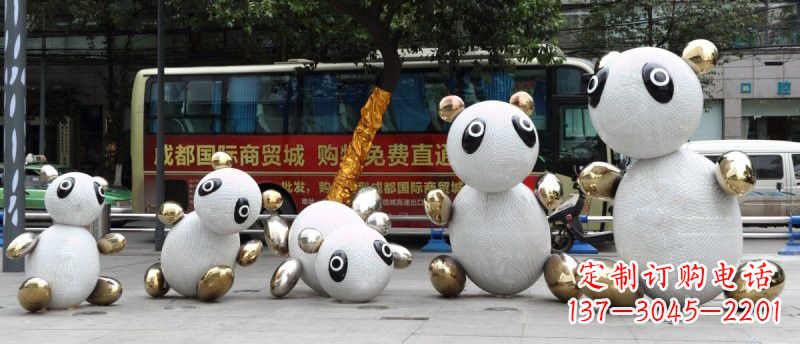宁夏不锈钢熊猫雕塑——传承中国文化精髓