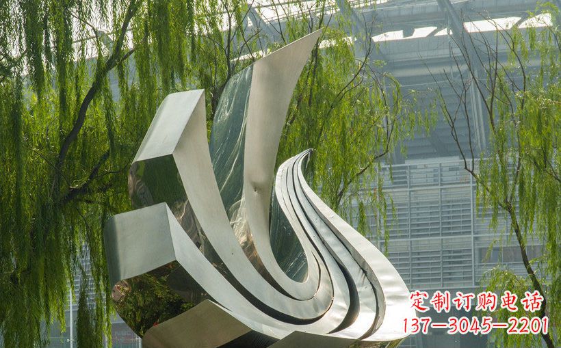 宁夏不锈钢鸽子景观雕塑