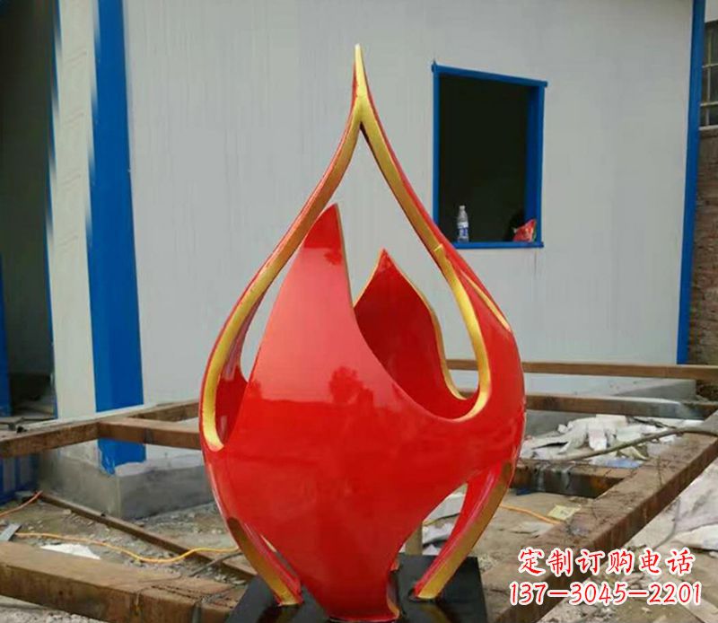 宁夏不锈钢龙雕塑点缀火龙果广场