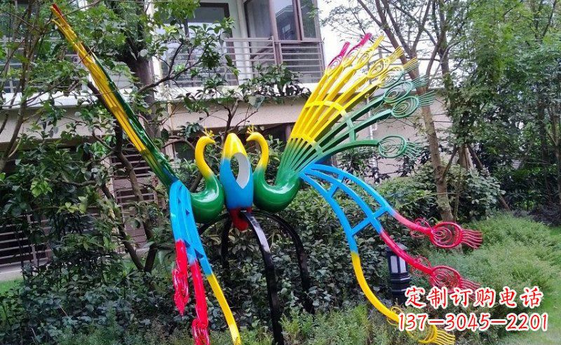 宁夏不锈钢孔雀雕塑——精美的艺术品