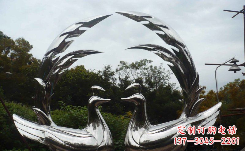 宁夏不锈钢抽象孔雀公园动物雕塑