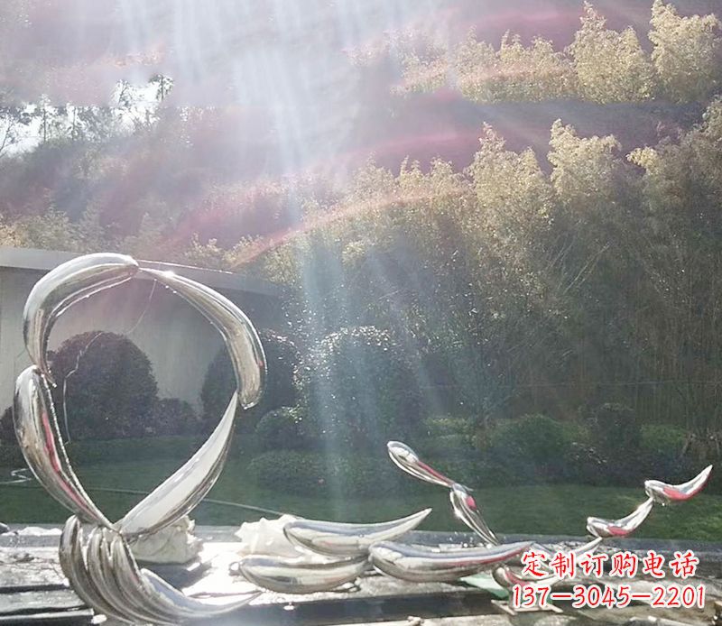 宁夏不锈钢鲤鱼雕塑——寓意美好的象征