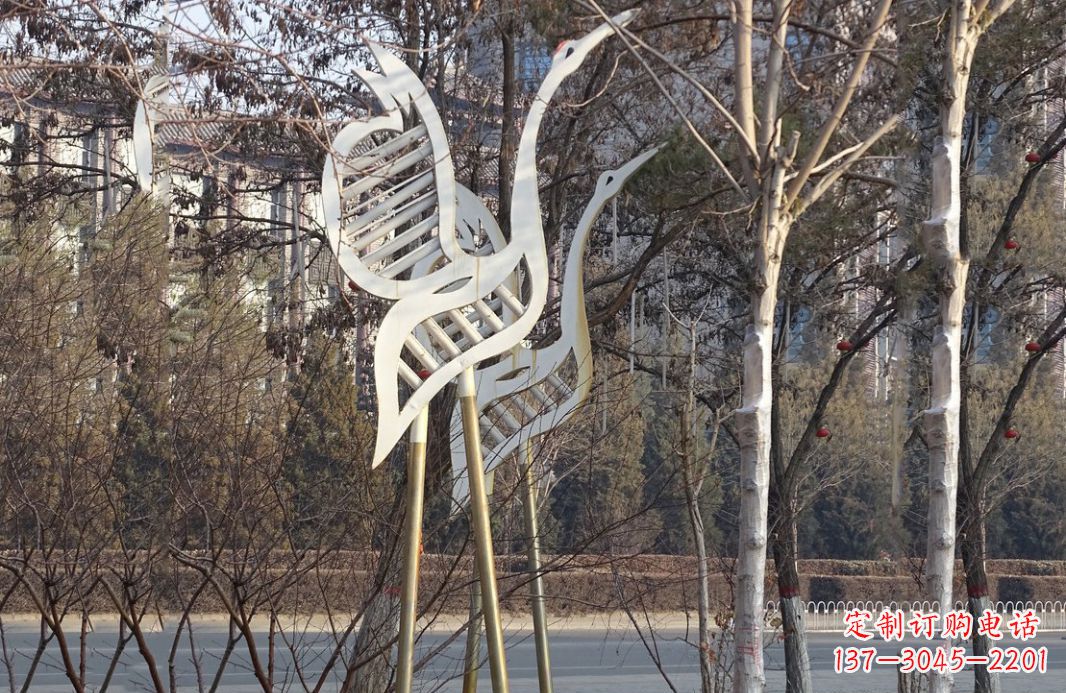 宁夏不锈钢仙鹤雕塑精致的艺术之作