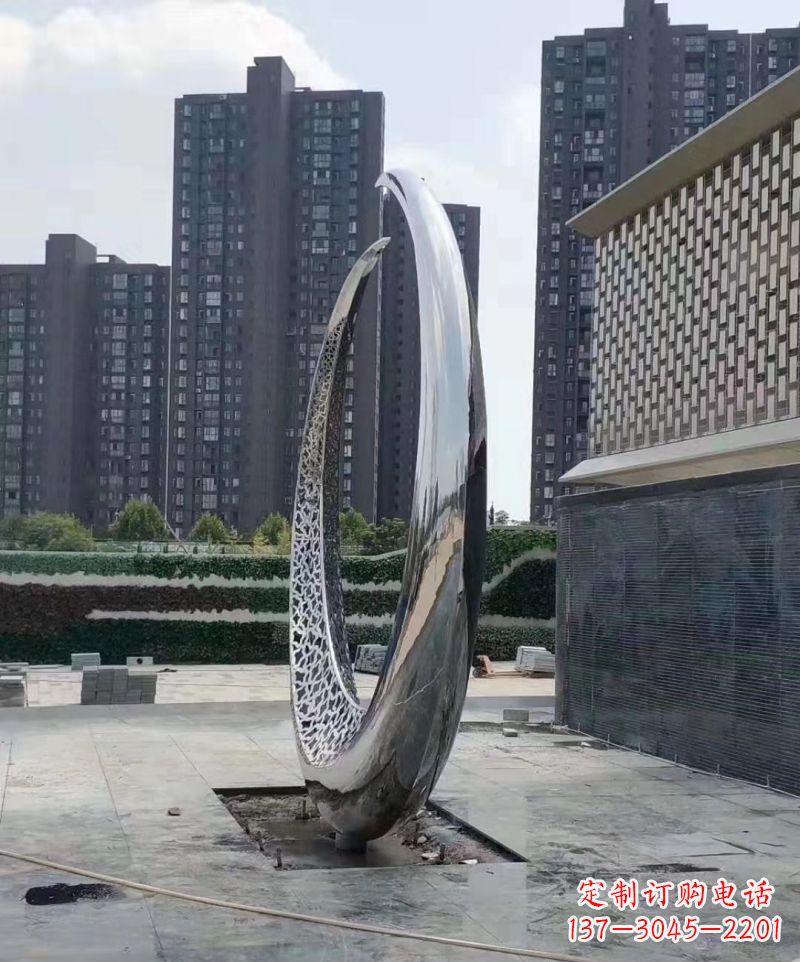 宁夏精美不锈钢月亮雕塑