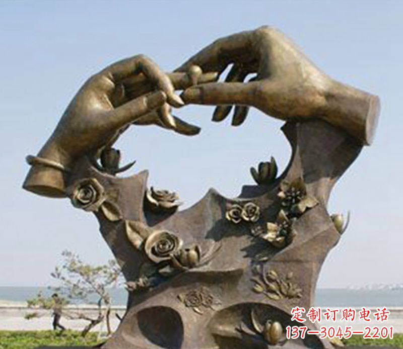 宁夏不锈钢戒指雕塑表达爱的艺术精品