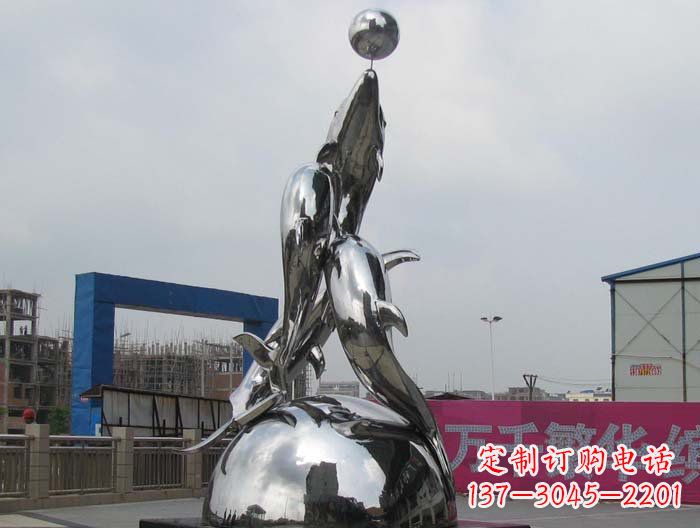 宁夏海豚雕塑精美细腻的艺术品