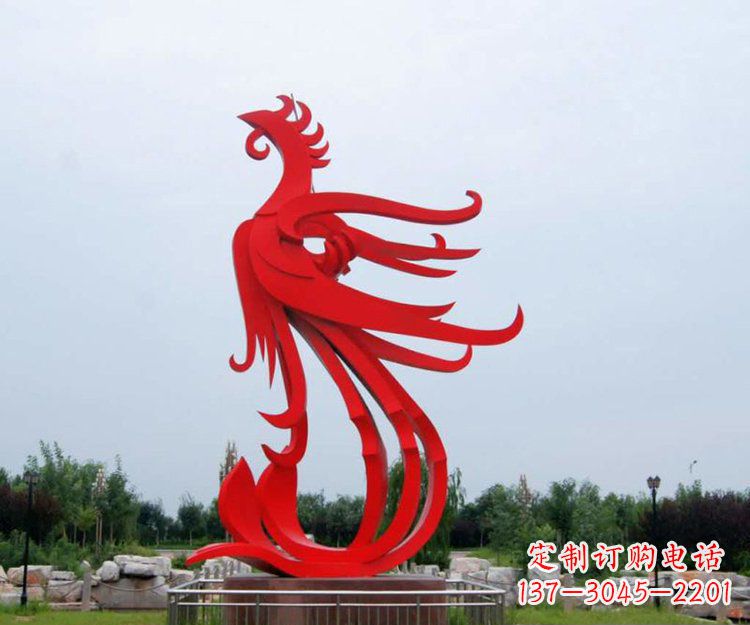 宁夏精美凤凰雕塑点亮凤凰公园