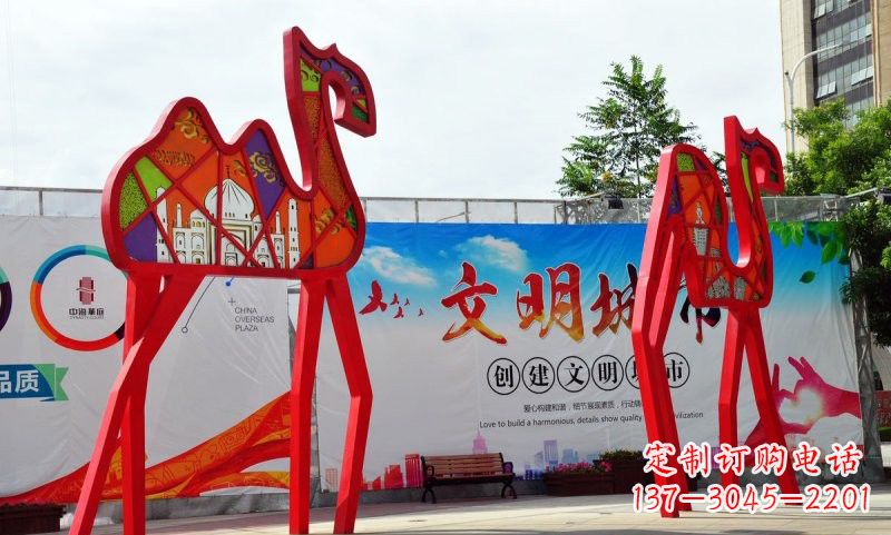 宁夏不锈钢骆驼雕塑——精美的艺术之作