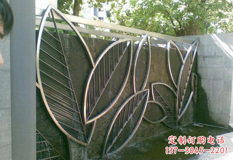 宁夏不锈钢树叶雕塑——艺术与科技的完美结合
