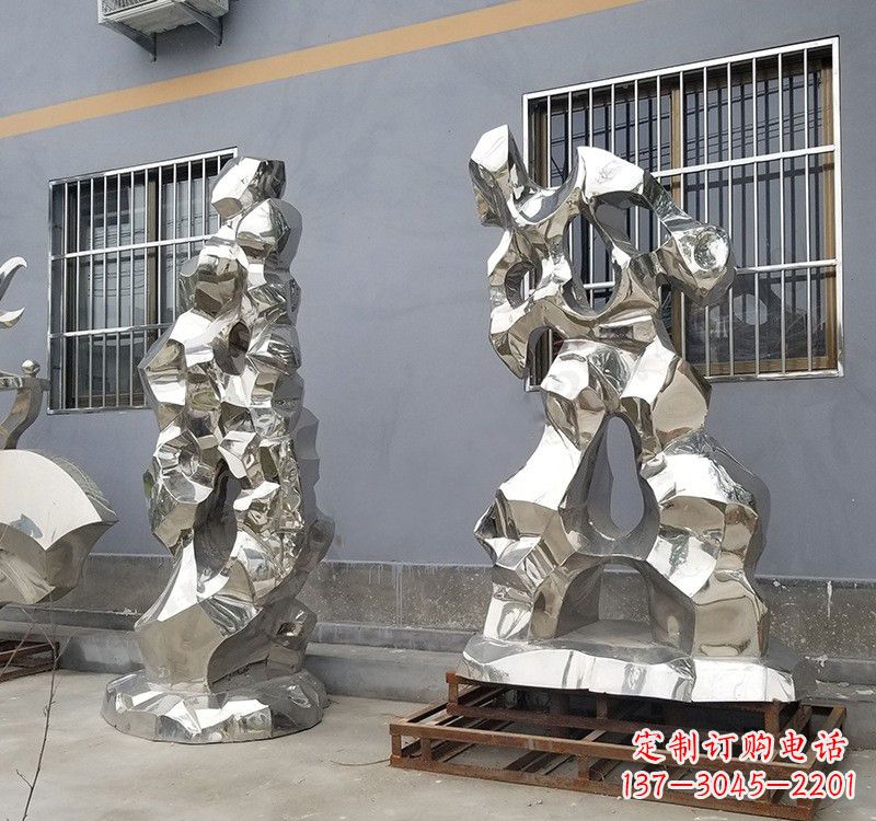 宁夏太湖石雕塑精美的艺术品