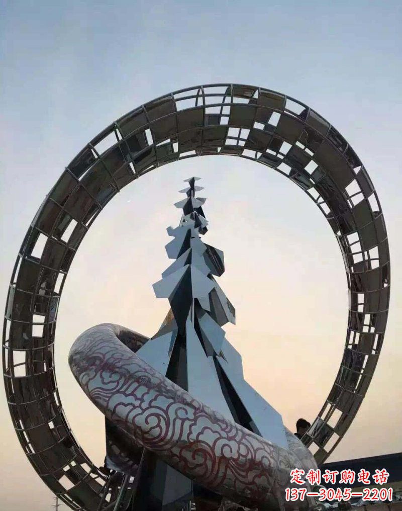 宁夏不锈钢广场抽象祥云和松树雕塑