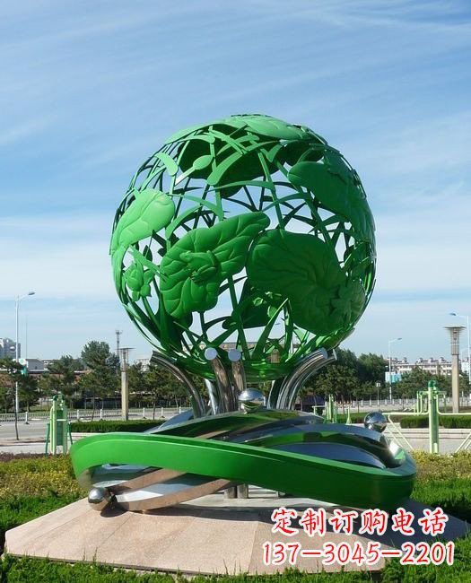 宁夏荷叶穿梭的美丽雕塑