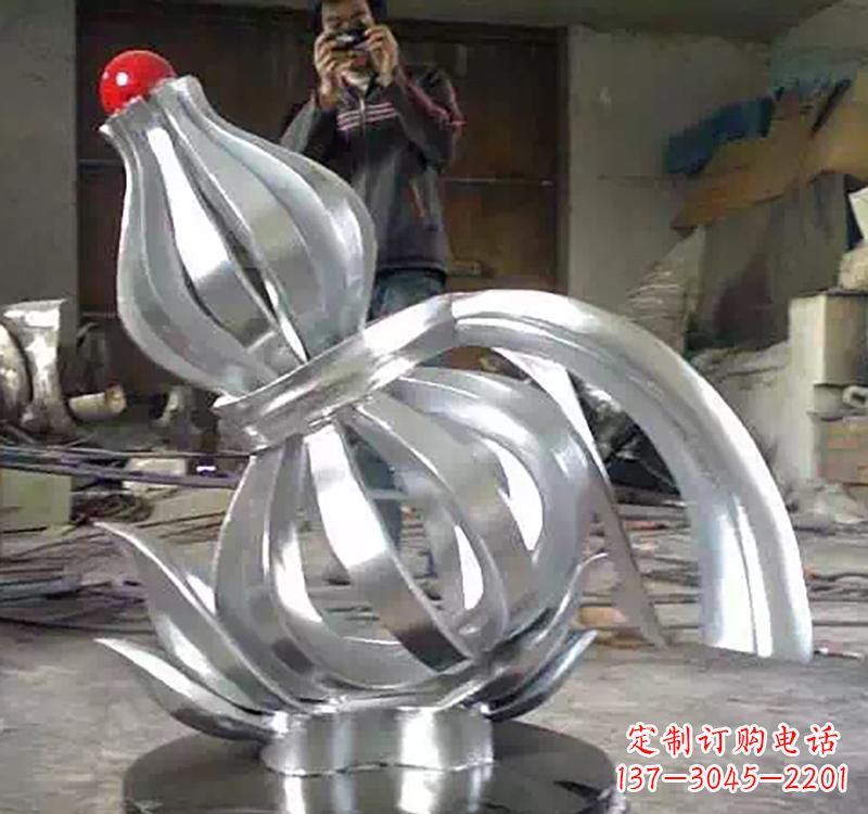 宁夏不锈钢葫芦雕塑精美而传统