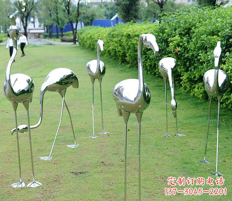 宁夏不锈钢火烈鸟雕塑美丽的艺术杰作