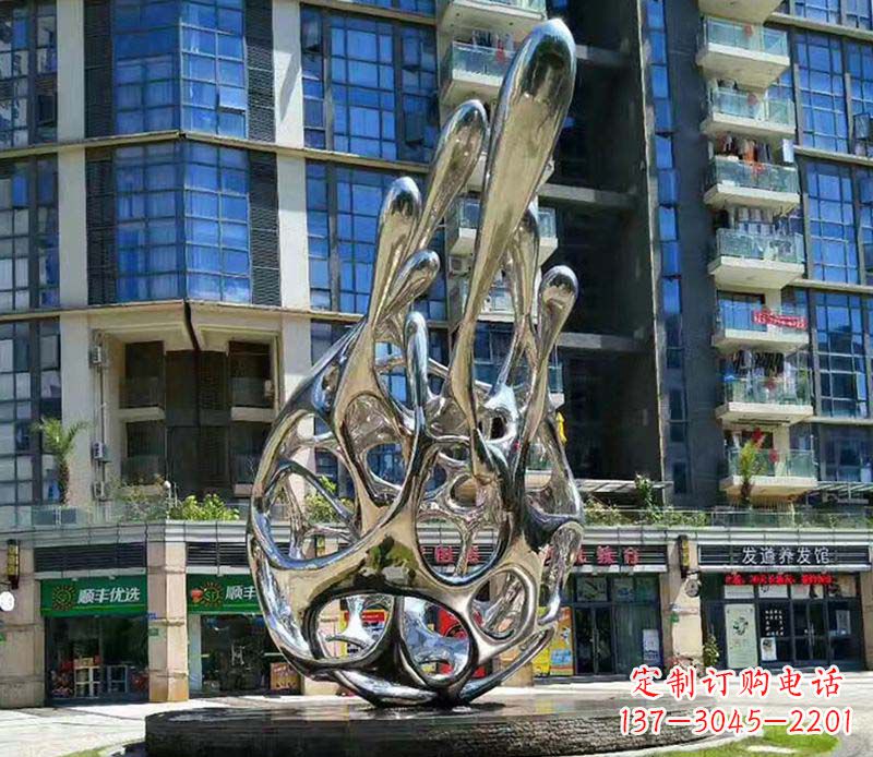 宁夏不锈钢火龙果雕塑集艺术与自然之美