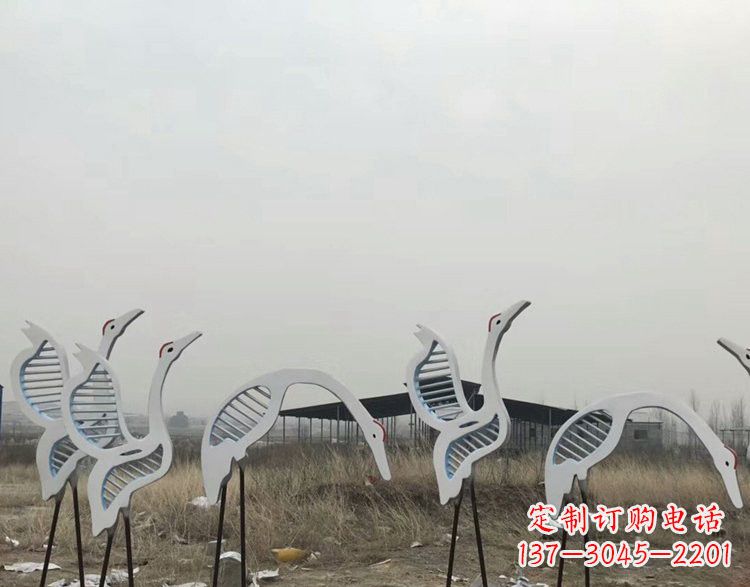 宁夏精美不锈钢仙鹤雕塑