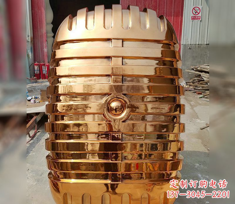 宁夏精美不锈钢话筒雕塑