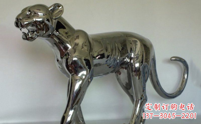 宁夏不锈钢金钱豹雕塑给人以高贵气质的艺术瑰宝