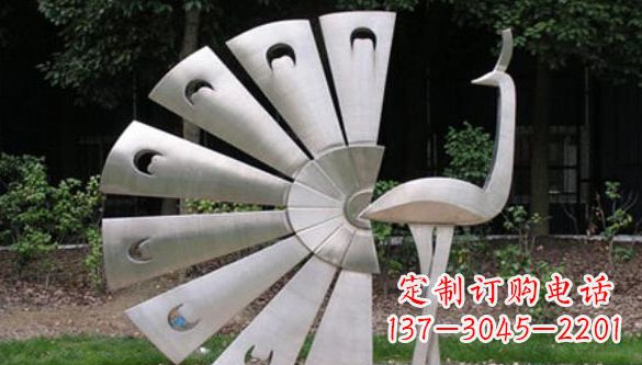 宁夏不锈钢孔雀雕塑—景观中的瑰宝