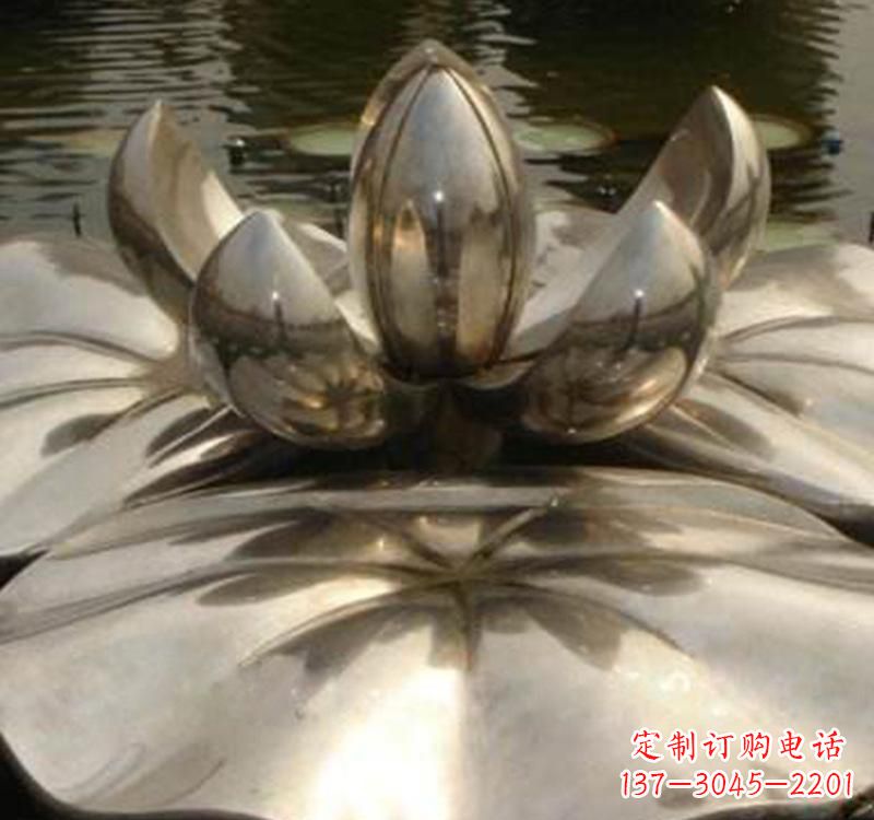 宁夏不锈钢莲花喷泉雕塑艺术结合新技术