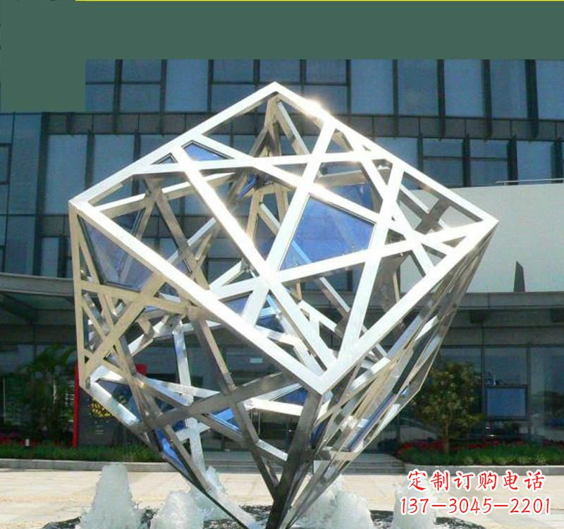 宁夏不锈钢镂空魔方雕塑艺术与智慧的完美结合