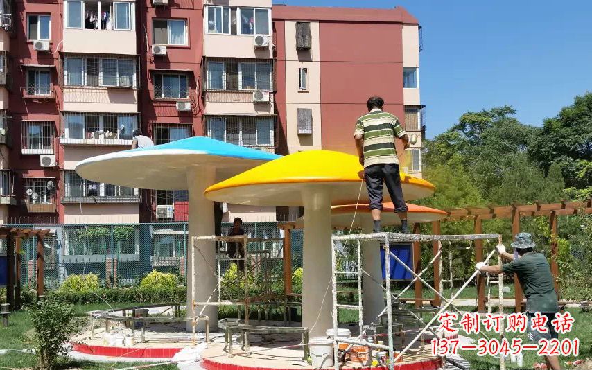 宁夏不锈钢蘑菇凉亭——精美雕塑点缀绿意