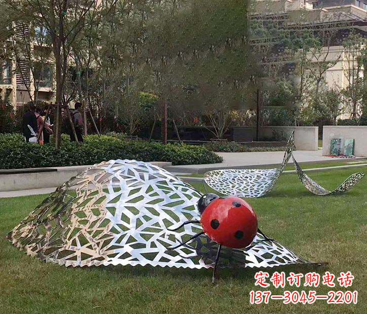 宁夏不锈钢瓢虫雕塑令人惊叹的艺术之美