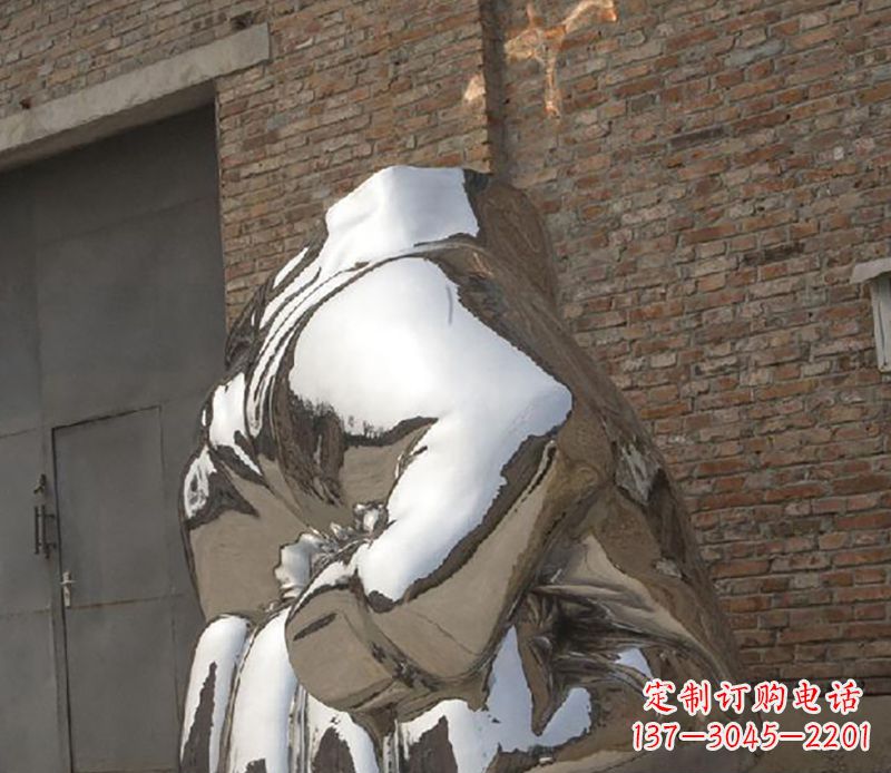 宁夏不锈钢拳头雕塑