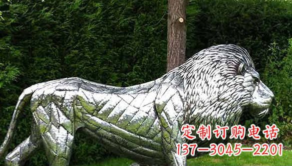 宁夏不锈钢狮子雕塑拥有经典古典风格