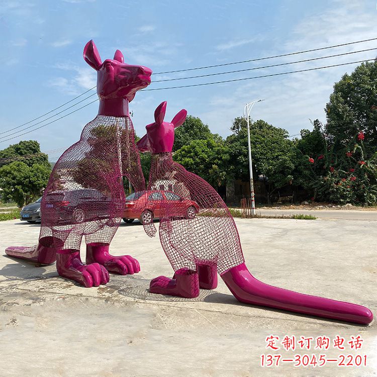 宁夏不锈钢袋鼠雕塑给公园带来美好景观