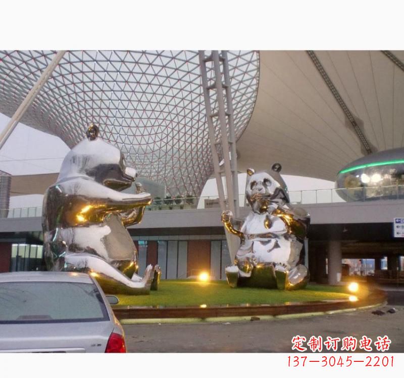 宁夏不锈钢熊猫雕塑象征中国特色文化