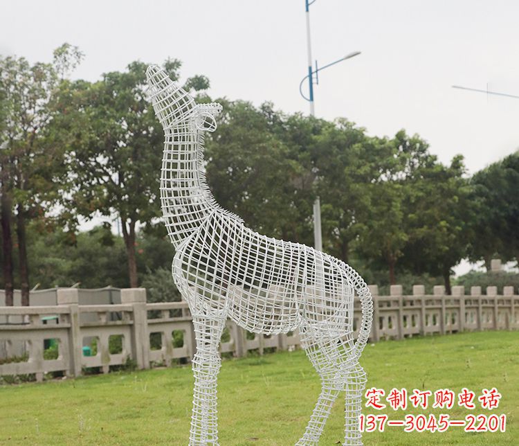 宁夏不锈钢长颈鹿雕塑——艺术精美的象征