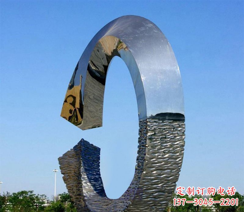 宁夏环绕着美好的景观雕塑