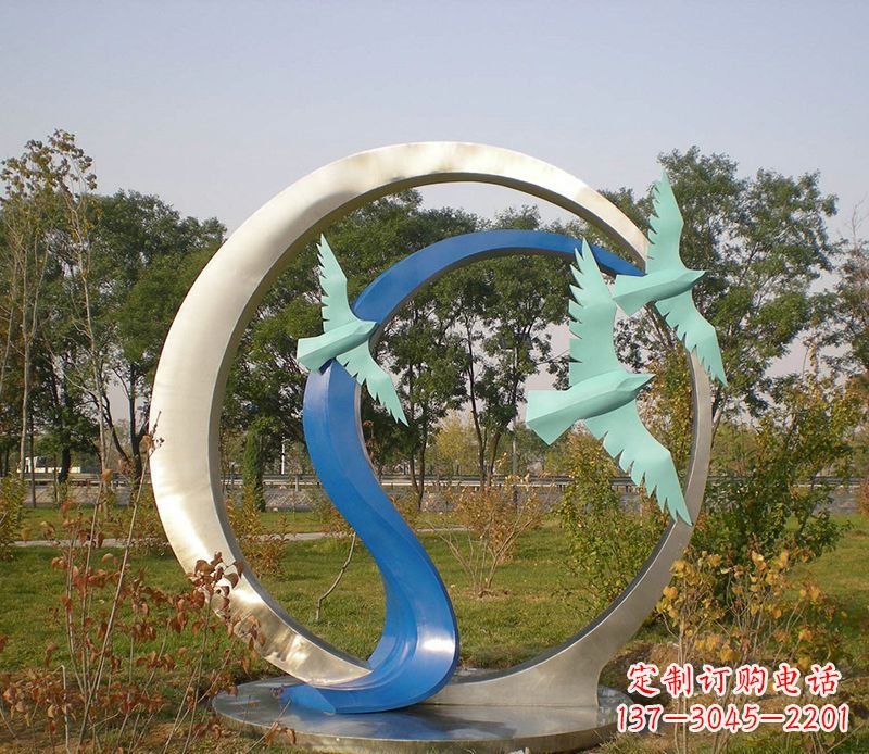 宁夏不锈钢圆环雕塑精致而优雅