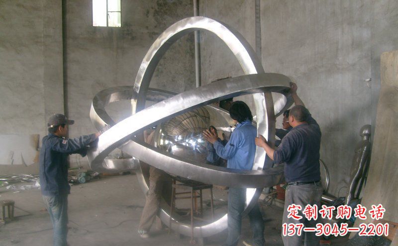 宁夏不锈钢圆环雕塑——艺术之美