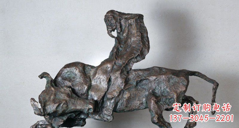 宁夏抽象的骑牛人物公园动物铜雕