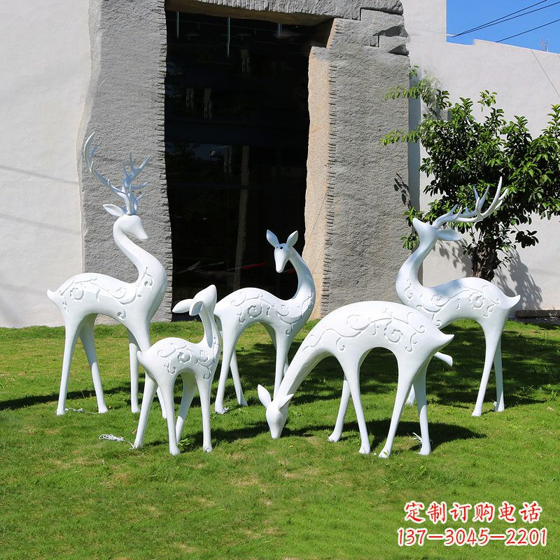 宁夏玻璃钢动物雕塑——给小区园林添彩