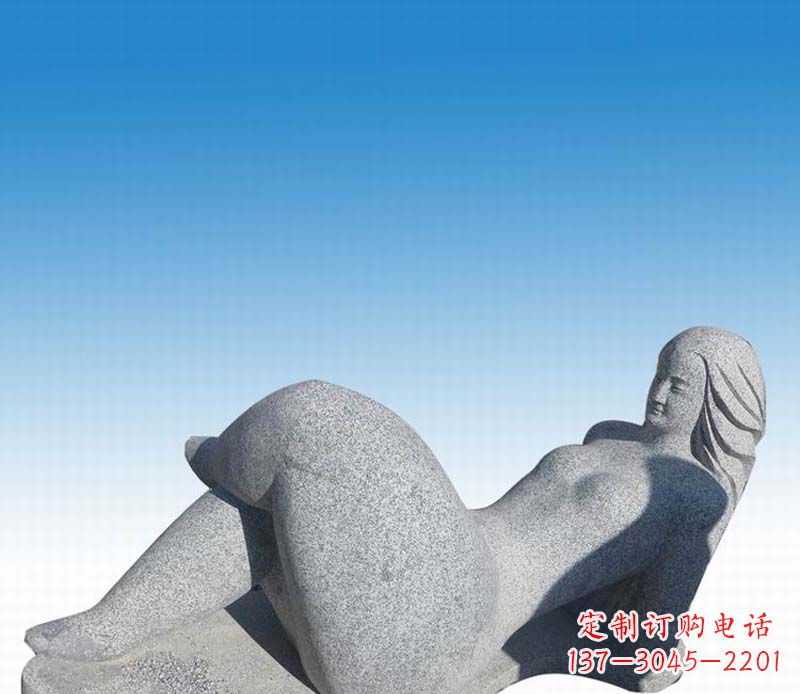 宁夏活力四射的女孩雕塑